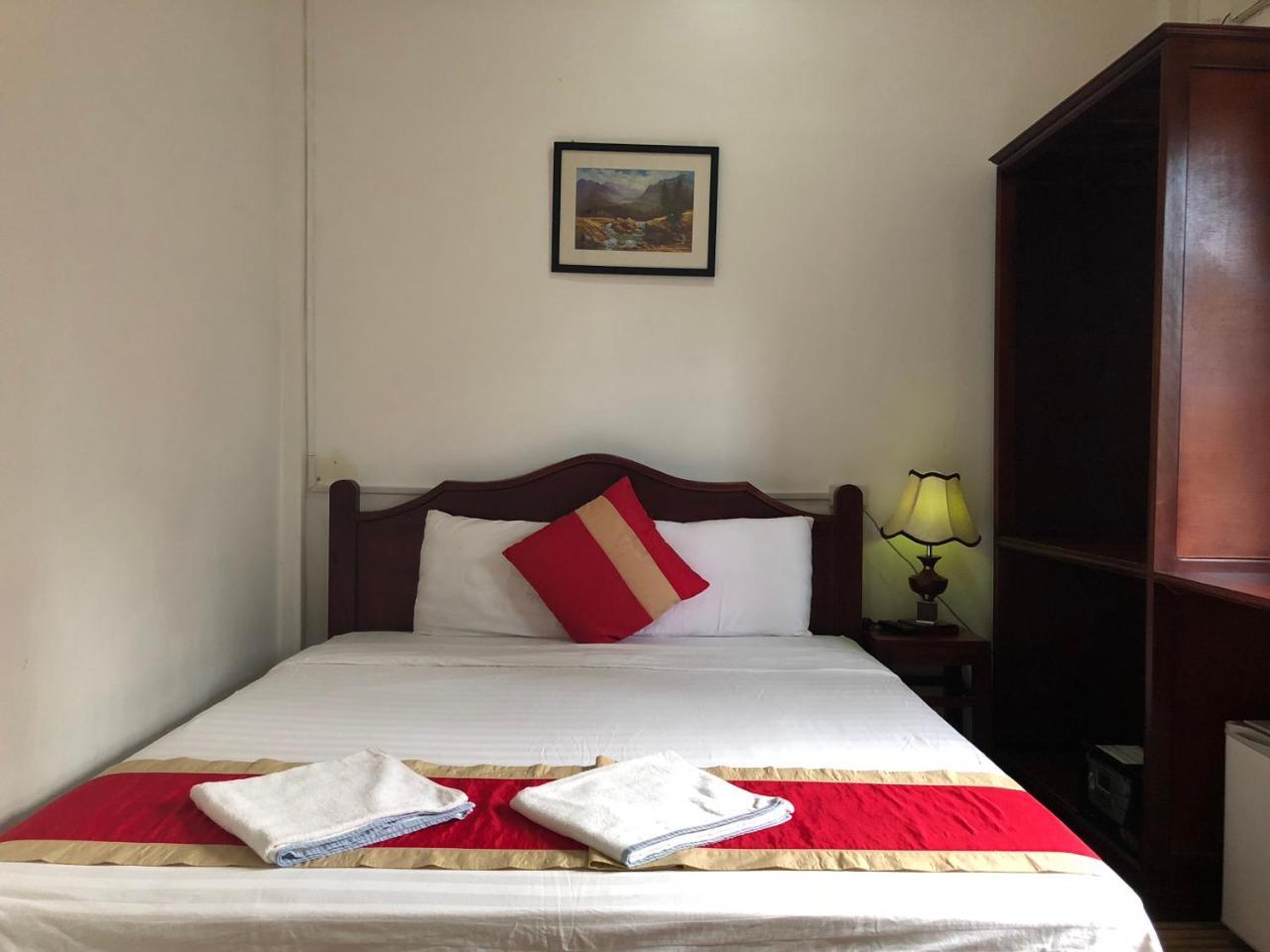 Thavisouk Guesthouse Luang Prabang Ngoại thất bức ảnh