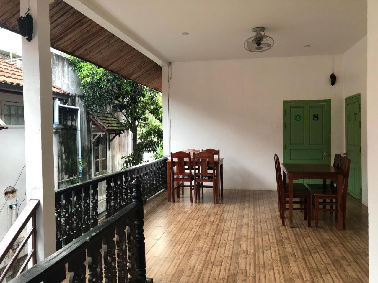 Thavisouk Guesthouse Luang Prabang Ngoại thất bức ảnh